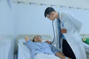 Hơn 10 trường hợp sốt xuất huyết diễn tiến sốc đã vượt qua giai đoạn nguy hiểm. (Ảnh: CTV)