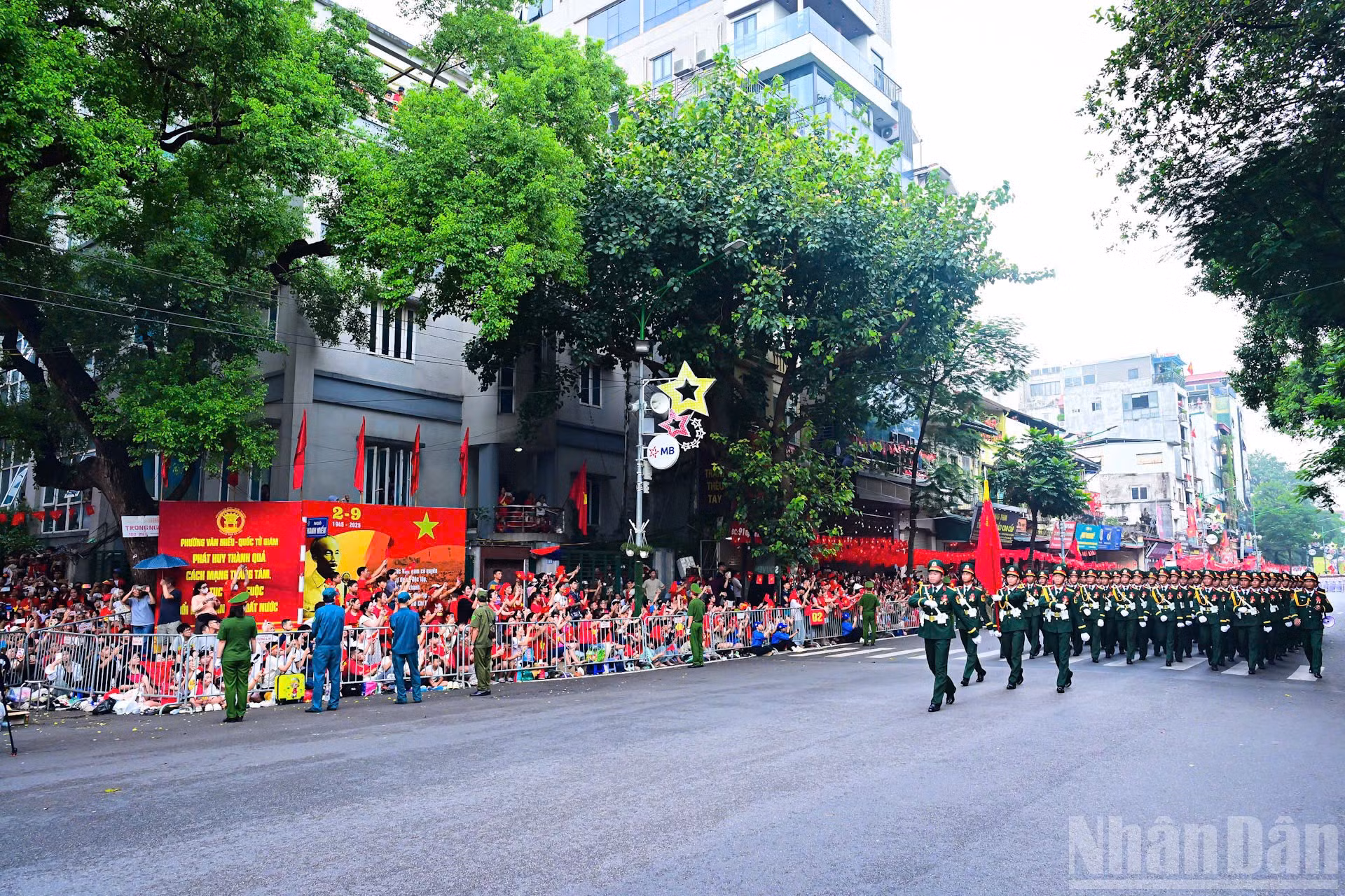 ndo_br_nth-quandoi6.jpg