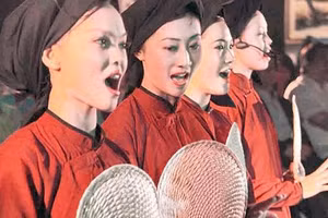Hát xoan ở làng Phù Đức.