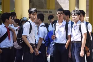Ngày mai, 18-7, các thí sinh bước vào môn thi Ngữ văn với thời gian 120 phút.