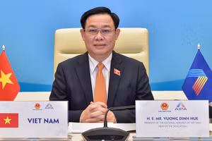 Chủ tịch Quốc hội Vương Đình Huệ. 