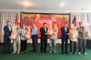 Gallery - Chăm lo Tết Nhâm Dần cho người dân - image 2