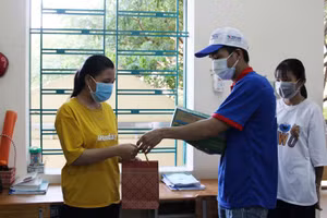 Gallery - Kỳ thi tốt nghiệp THPT 2020 - image 3