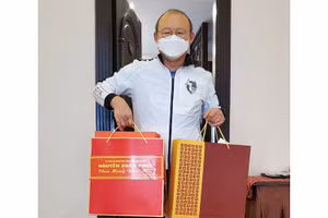 Gallery - Lãnh đạo Đảng, Nhà nước chúc Tết Tân Sửu - image 6
