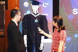Trí Nhân nhận được sự quan tâm của công chúng ngay khi ra mắt.