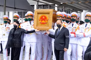 Gallery - Nguyên Tổng Bí thư Lê Khả Phiêu từ trần - image 12