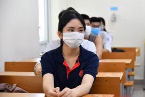Gallery - Kỳ thi tốt nghiệp THPT 2020 - image 9