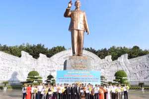 Gallery - Kỷ niệm 130 năm Ngày sinh Chủ tịch Hồ Chí Minh - image 11