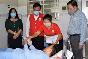 Gallery - Sập tường công trình xây dựng ở Đồng Nai - image 3