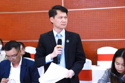 Luật sư Trần Văn An, Chủ nhiệm Đoàn Luật sư tỉnh Bắc Ninh tham gia góp ý về chế định luật sư công. (Ảnh: H.N)