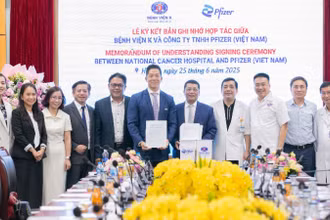 Lễ ký kết biên bản ghi nhớ hợp tác giữa Pfizer Việt Nam với Bệnh viện K.