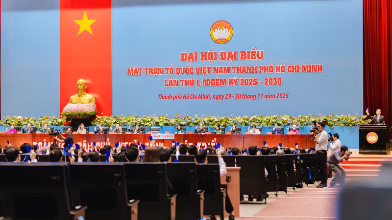 toan-canh-dai-hoi-8158.png