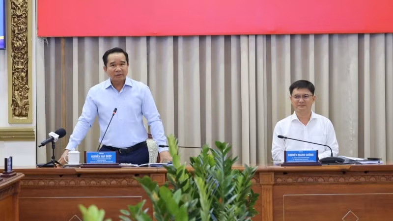 Đồng chí Nguyễn Văn Được, Ủy viên Trung ương Đảng, Chủ tịch Ủy ban nhân dân Thành phố Hồ Chí Minh phát biểu khai mạc hội thảo.