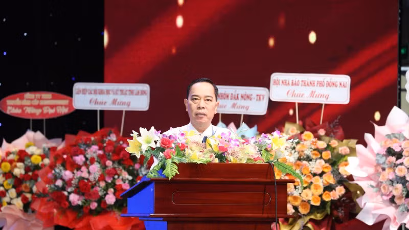 Đồng chí Lê Huy Toàn làm Chủ tịch Hội Nhà báo tỉnh Lâm Đồng.