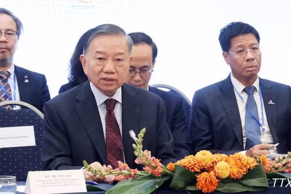 Tổng Bí thư, Chủ tịch nước Tô Lâm phát biểu tại Tọa đàm. (Ảnh: TTXVN)