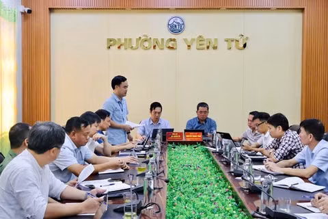 Sở Văn hóa, Thể thao và Du lịch Quảng Ninh làm việc với phường Yên Tử về công tác chuẩn bị cho Chương trình “Yên Tử-Sắc thu thiền định 2026”. (Ảnh: QUANG THỌ)