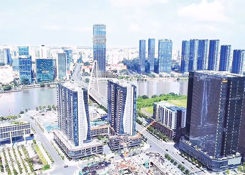 Trung tâm Tài chính Quốc tế Việt Nam tại Thành phố Hồ Chí Minh nhận được sự quan tâm lớn của cộng đồng nhà đầu tư quốc tế với cam kết đầu tư hơn 19 tỷ USD (Ảnh TÙNG ANH)