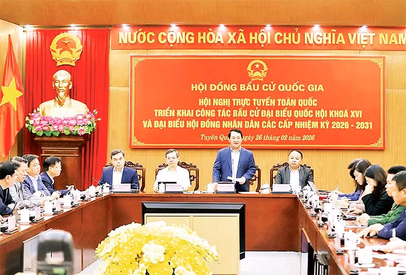 Lãnh đạo Tỉnh ủy Tuyên Quang quán triệt quan điểm chỉ đạo của Trung ương về cuộc bầu cử tại điểm cầu tỉnh Tuyên Quang.