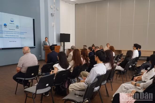Hội thảo diễn ra tại Viện Thông tin Khoa học Xã hội, Viện Hàn lâm Khoa học Nga. (Ảnh: THANH THỂ)