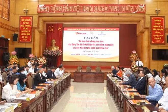 Quang cảnh buổi tọa đàm.