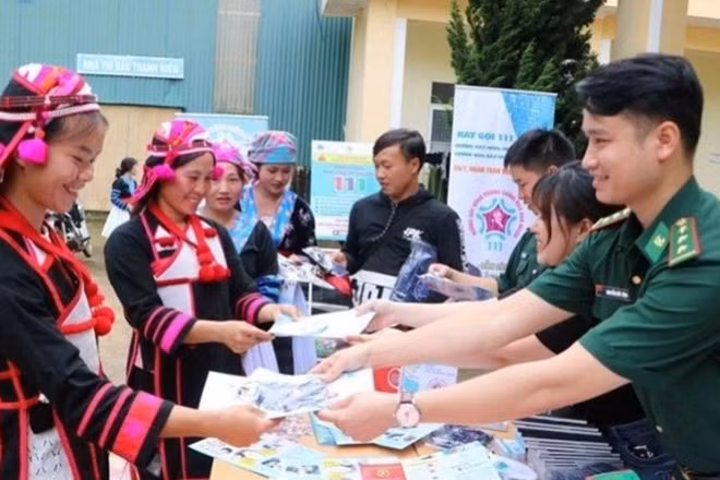 Tuyên truyền, nâng cao nhận thức phòng, chống mua bán người tại cộng đồng vùng đồng bào dân tộc thiểu số.
