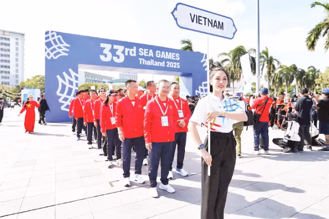 Lễ thượng cờ đoàn thể thao Việt Nam tại SEA Games 33 ngày 8/12.