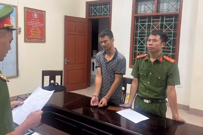 Đối tượng Nguyễn Văn Hòa tại Cơ quan Công an. (Ảnh: CÔNG AN NGHỆ AN)