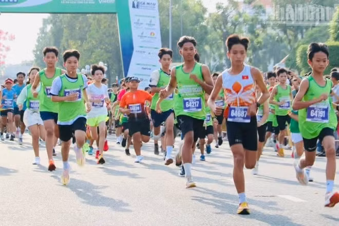 Các vận động viên thi tài.