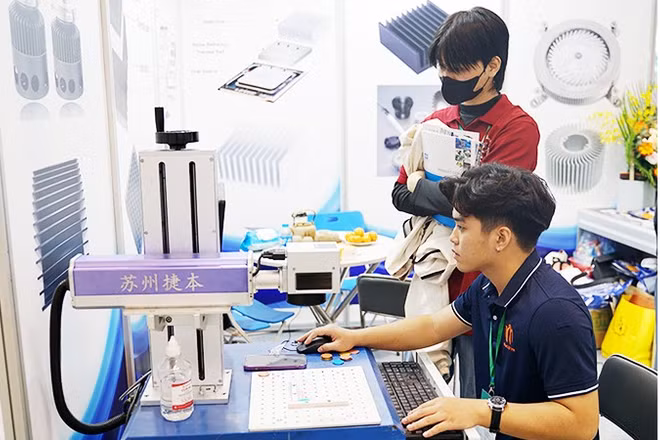 Việt Nam đã và đang có nhiều điều kiện thuận lợi để thúc đẩy thu hút dòng vốn chất lượng cao FDI. Ảnh: NAM NGUYỄN