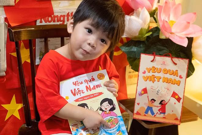 Ra mắt những bộ sách đặc biệt mừng 80 năm Quốc khánh