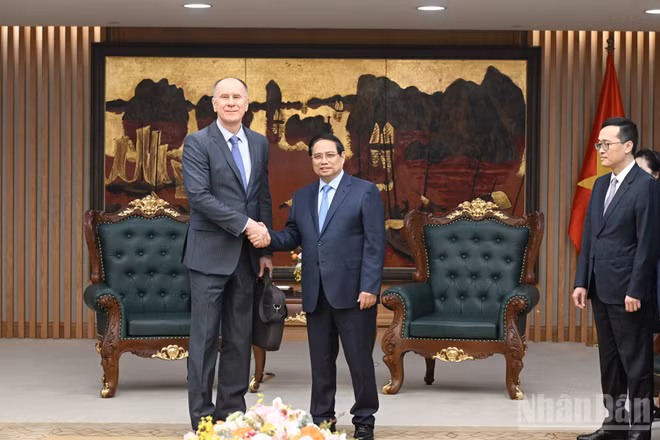 Thủ tướng Phạm Minh Chính tiếp ông Martin Sommer, Trưởng đoàn cán bộ Quỹ tiền tệ quốc tế (IMF).