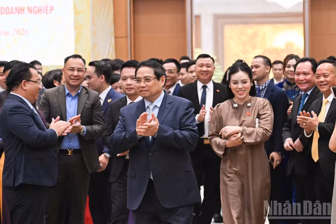 Thủ tướng Chính phủ Phạm Minh Chính tới dự Hội nghị doanh nghiệp góp phần vào tăng trưởng hai con số.