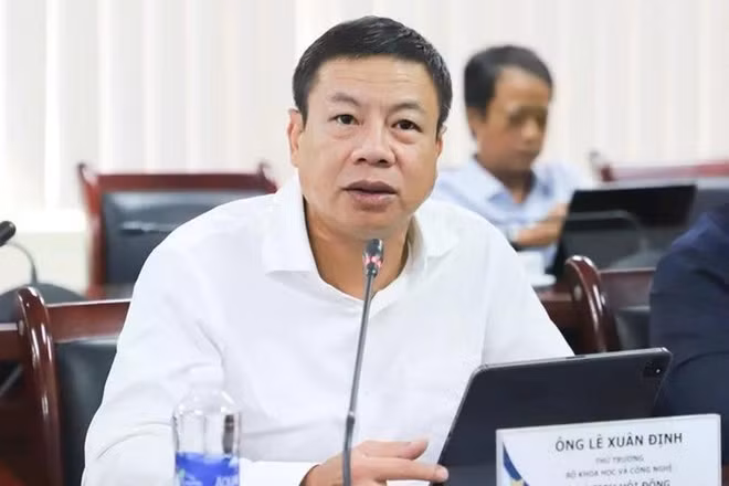 Thứ trưởng Khoa học và Công nghệ Lê Xuân Định phát biểu tại phiên họp. (Ảnh: Bộ Khoa học và Công nghệ)