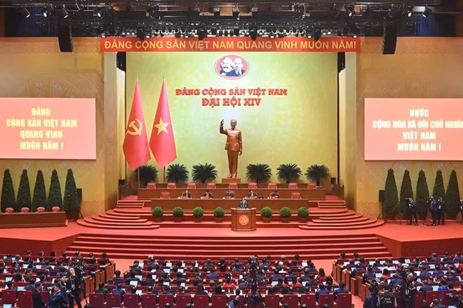 Toàn cảnh phiên họp trù bị Đại hội đại biểu toàn quốc lần thứ XIV của Đảng. (Ảnh: DUY LINH)