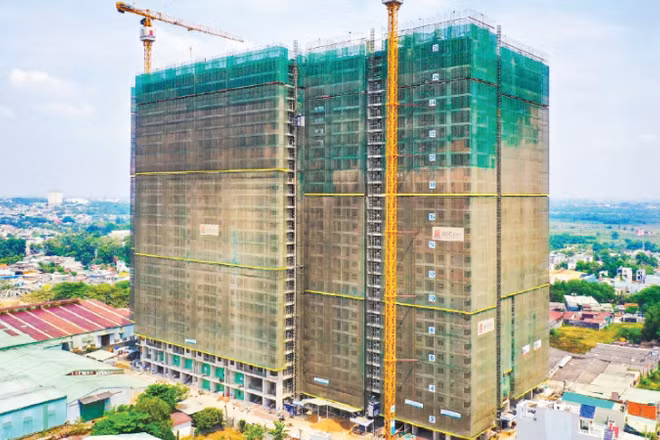 Một dự án căn hộ chung cư đang thi công tại Thành phố Hồ Chí Minh.