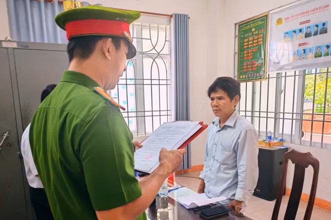 Văn phòng Cơ quan Cảnh sát điều tra Công an thành phố Đà Nẵng khởi tố vụ án, khởi tố bị can đối với Nguyễn Bảo Đông. (Ảnh: Công an cung cấp)