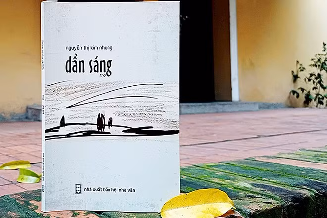Từ “Dần sáng” gọi về xa vắng