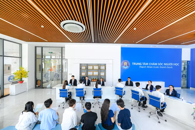 Trường đại học Văn Hiến sẵn sàng cho các công tác hỗ trợ thí sinh đến làm thủ tục nhập học từ ngày 11/8. 