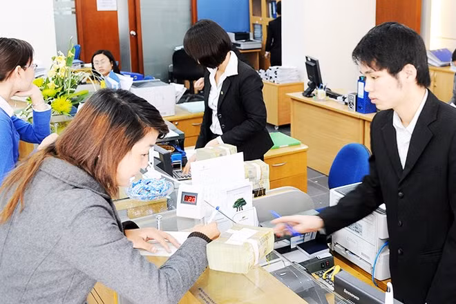 Chi phí vốn hạ nhiệt sẽ tạo dư địa để ngân hàng giảm lãi suất cho vay. Ảnh: NGUYỆT ANH
