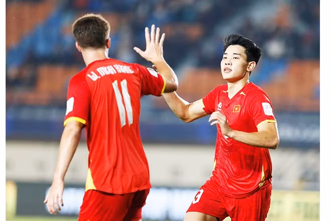 Đội tuyển Việt Nam có trận thắng 1-0 trước đội tuyển Philippines. Ảnh: VFF