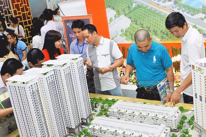 Đẩy nhanh tiến độ dự án giúp các doanh nghiệp bất động sản sớm thu hồi vốn. Ảnh: NAM ANH