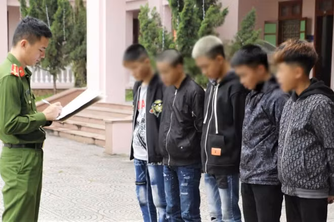 Các đối tượng trộm cắp trong chuyên án bị bắt giữ. (Ảnh: CÔNG AN NGHỆ AN)