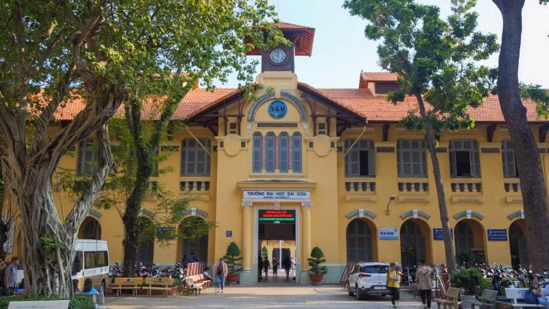 Trường đại học Sài Gòn.