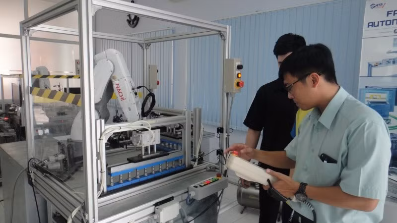 Thành phố Hồ Chí Minh tăng cường đào tạo nguồn nhân lực tự động hóa. (Ảnh: CTV)