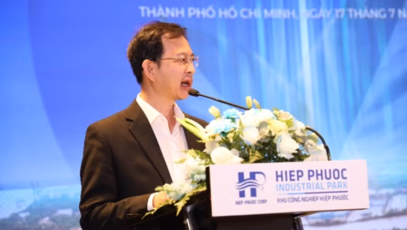 ong-tran-viet-ha-pho-truong-ban-quan-ly-cac-khu-che-xuat-va-cong-nghiep-tphcm-hepza-2056.jpg