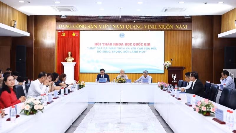 Quang cảnh hội thảo.