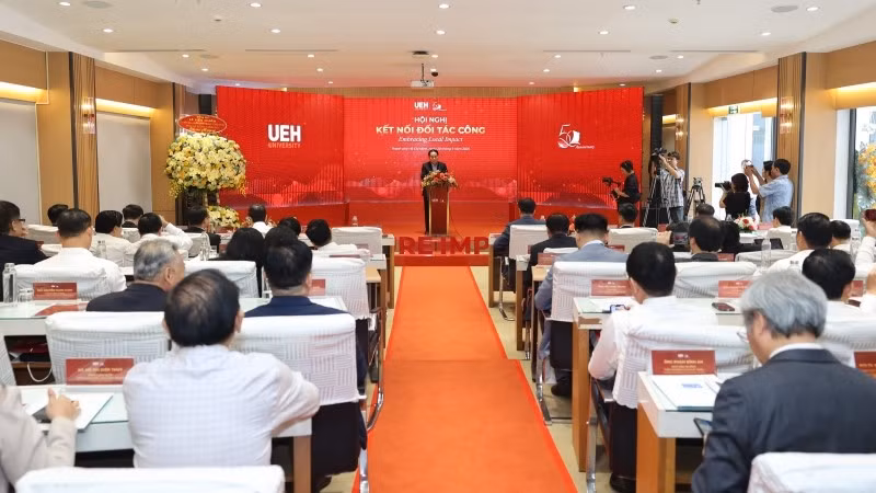 Quang cảnh hội nghị (Ảnh: UEH)