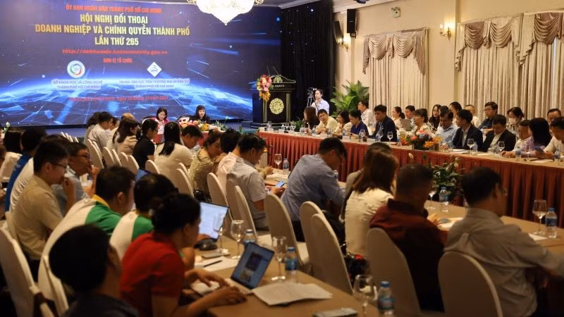 Quang cảnh hội nghị.