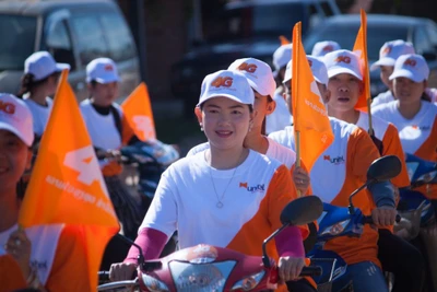 Tại Lào, nhà mạng Unitel nhanh chóng trở thành nhà mạng đứng đầu về thị phần chỉ sau chưa đầy hai năm kinh doanh chính thức.