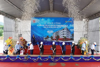 Nghi thức động thổ công trình Nhà khám chữa bệnh Bệnh viện đa khoa huyện Định Hóa.